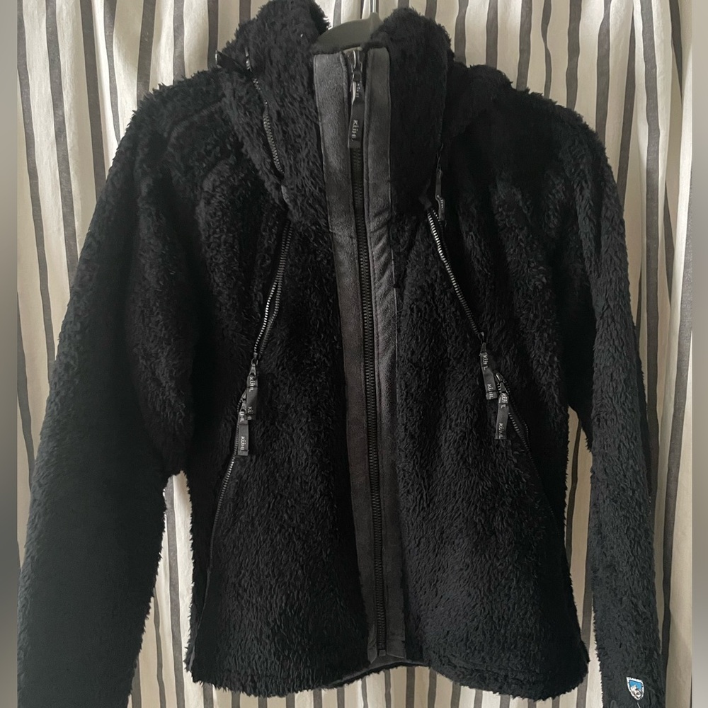 Kuhl Black Fleece Jacket with Zipper Details